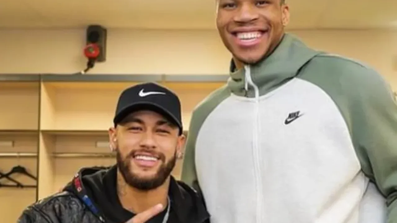 Antetokounmpo posa com Neymar no Al-Hilal: 'melhor dupla da Liga Saudita'