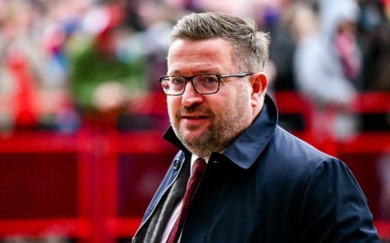 Diretor executivo renuncia ao cargo e amplia a crise no Manchester United