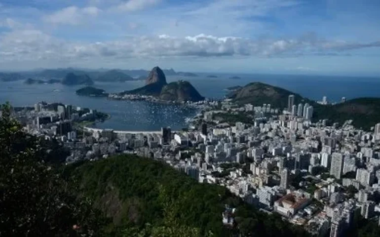 Ciclofaixa temporária conectará Centro e Zona Sul em operação teste da CET-Rio neste sábado
