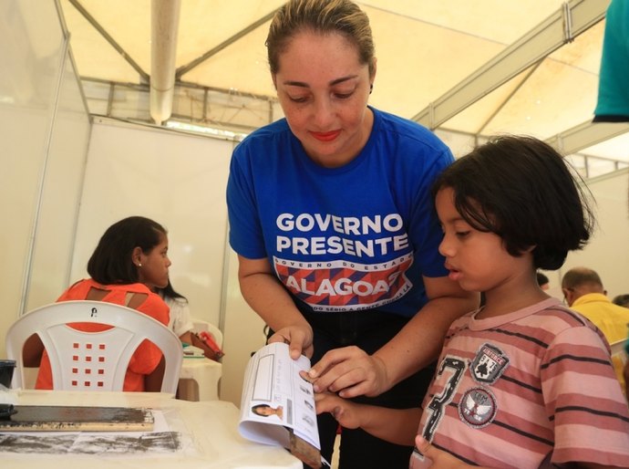 Estado leva serviços de saúde e cidadania ao município de Junqueiro