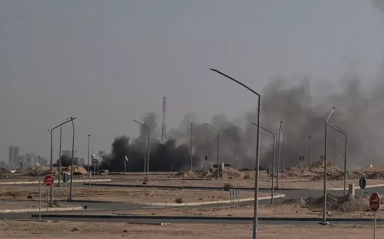 Kuwait relata onda de ataques iranianos; Emirados Árabes também são alvo