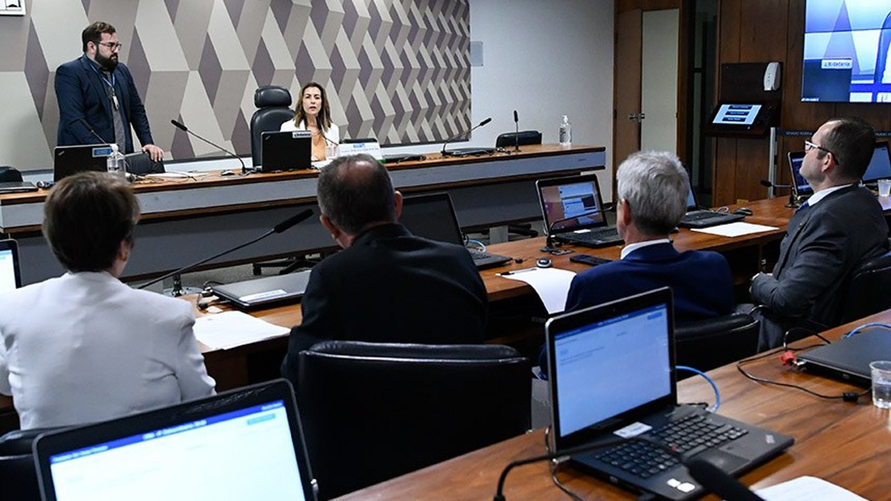 CRA vota projeto que facilita entrada de entidades privadas no Pronater