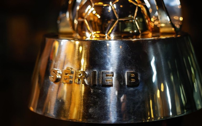 Goiás e Amazonas jogam pela Série B com transmissão da TV Brasil