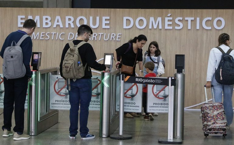 Judicialização eleva preço de passagens aéreas, diz presidente da Anac