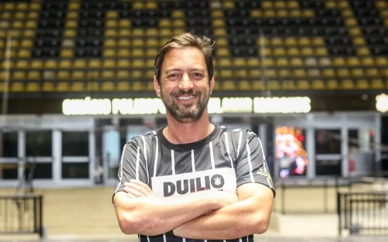 Duílio nega gastos indevidos no Corinthians e desabafa: 'Faz um ano que estou apanhando'