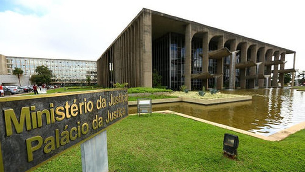 Governo determina que tráfego de casas de aposta seja redirecionado para site 'Brasil sem bets'