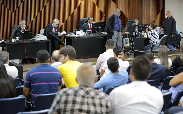 Ex-prefeita de Estrela de Alagoas, Ângela Garrote é absolvida pelo júri popular