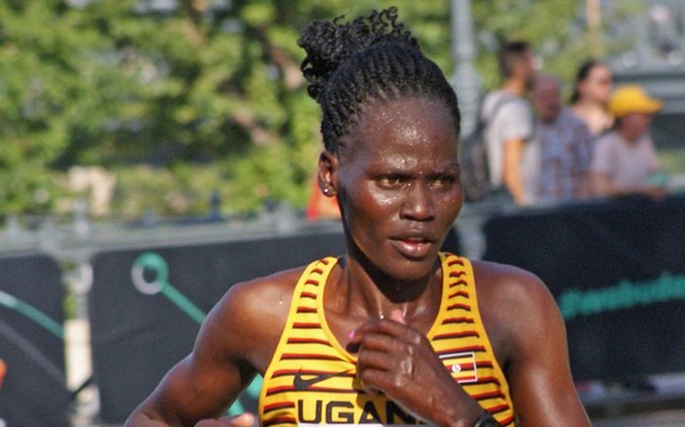 Quadro de maratonista olímpica ugandesa que teve 75% do corpo queimado pelo ex é 'crítico'