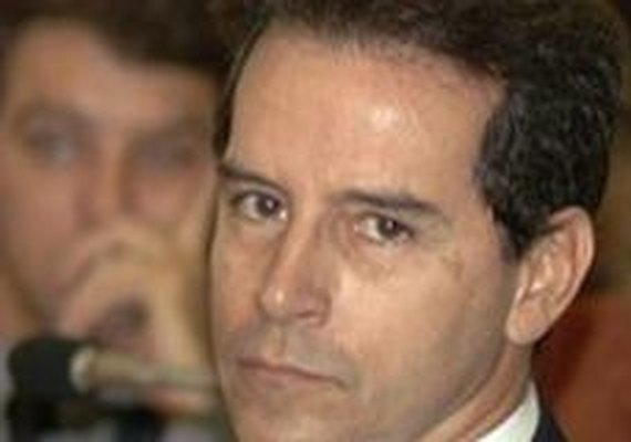 STF mantém prisão do ex-senador Luiz Estevão