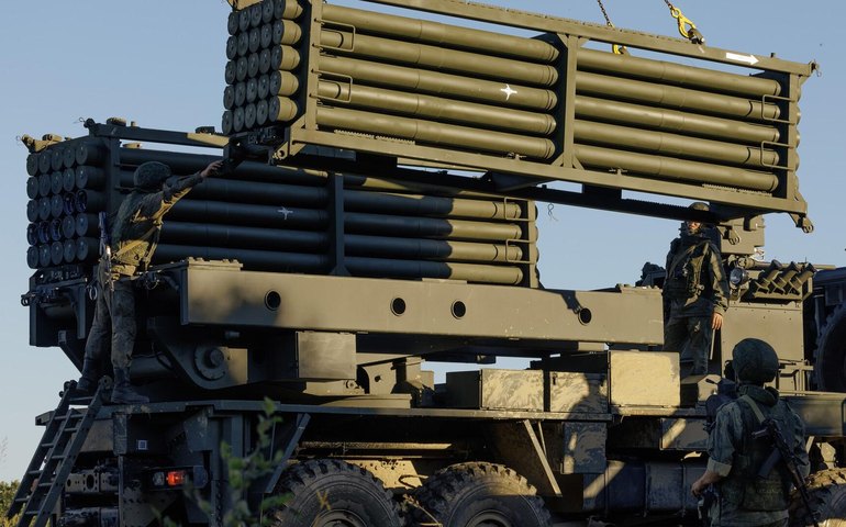 EUA suspendem totalmente envio de mísseis de defesa aérea e munições para a Ucrânia, revela mídia