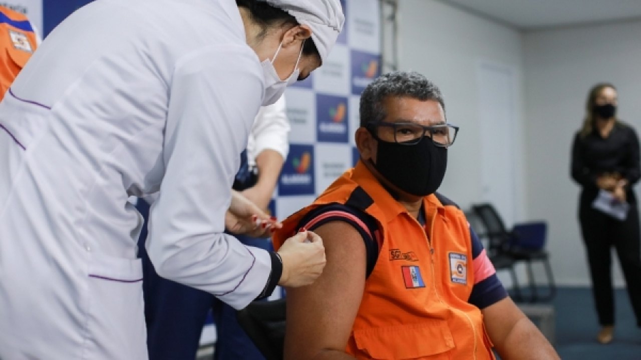 Estado amplia vacinação de servidores da Segurança Pública para novas faixas etárias