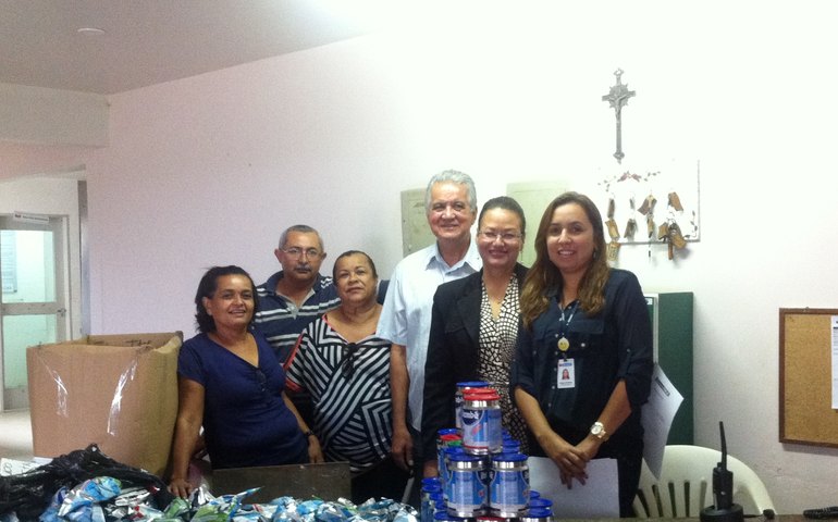 Fiea distribui leite para instituições de caridade