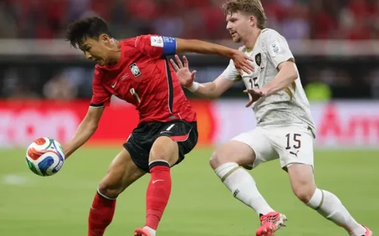 Coreia do Sul vence República Tcheca de virada na estreia