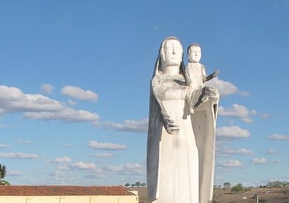 Homem que matou, queimou e enterrou esposa é peso em Olivença