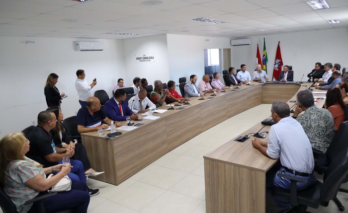 Reunião no MP com parlamentares e representantes das comunidades atingidas pelo desastre da Braskem