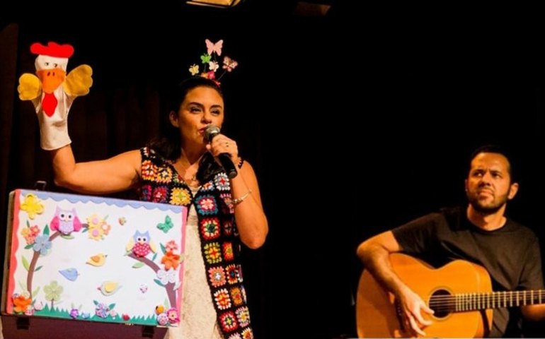 Arapiraquenses levam o espetáculo Contando e Cantando pela 2ª vez consecutiva à Bienal Internacional do Livro de Alagoas