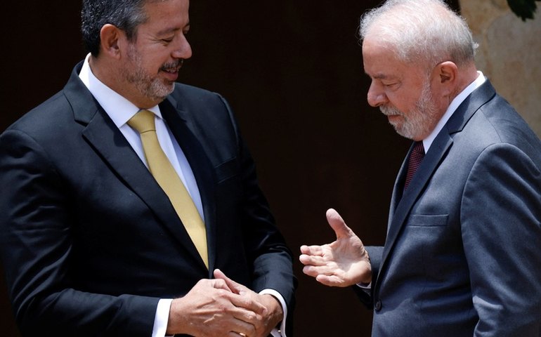 Para petistas, reunião de Lula com Lira foi ‘abertura de diálogo’