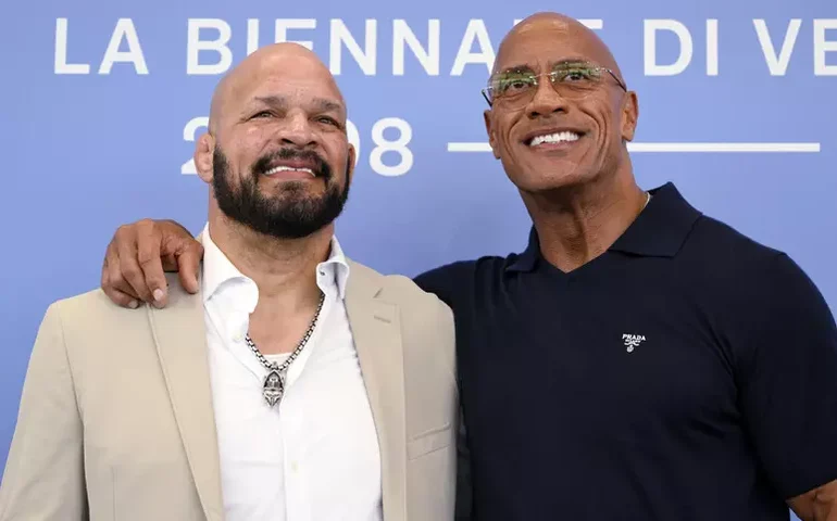 'Queria um papel não amado por Hollywood', diz The Rock em Veneza