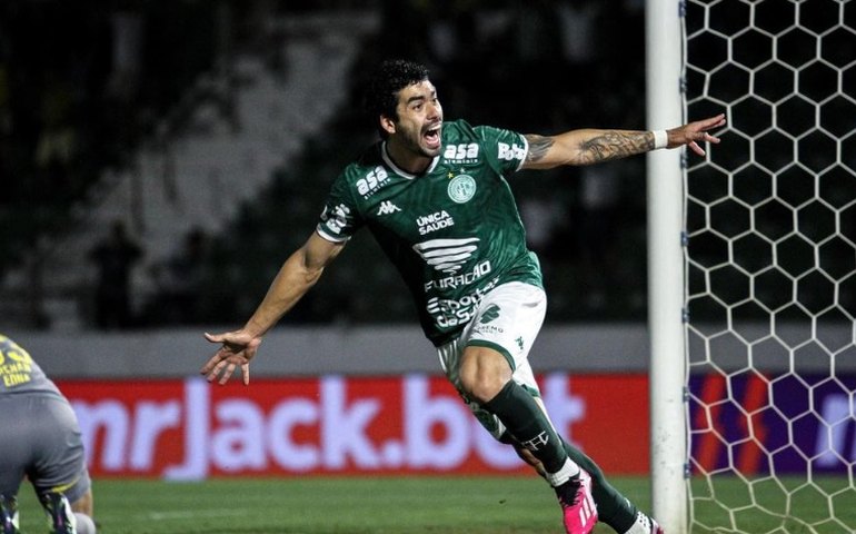 Dirigente do Guarani explica mudança de treinador e substituto para Bruno Mendes