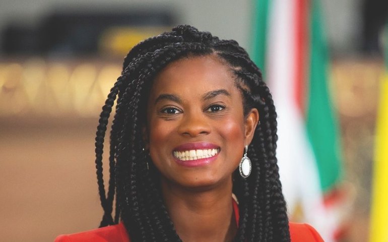 Deputada denuncia apologia ao nazismo em escola pública do PR; governo apura