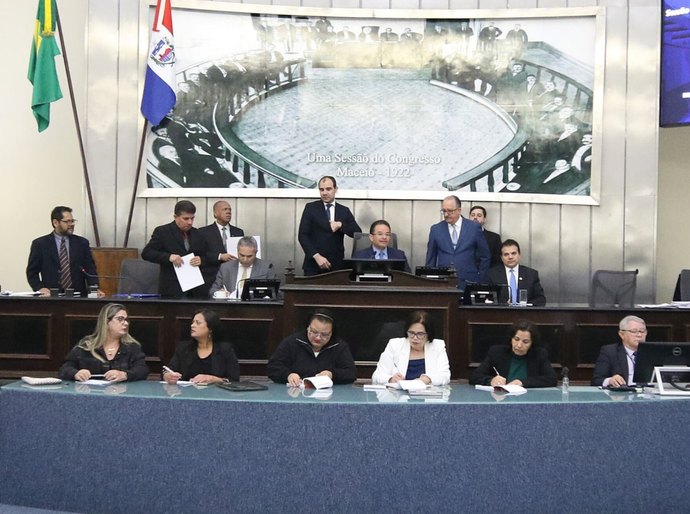 Parlamento alagoano abre segundo período do ano legislativo