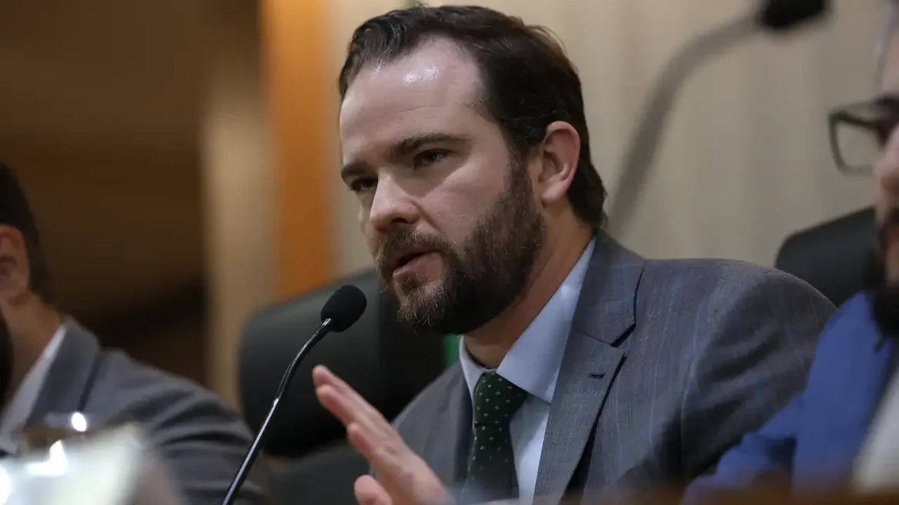 Durigan vê espaço para novo corte de 0,25 ponto na Selic e nega impacto de ações do governo
