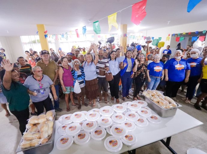 Primeira edição do Sopão do Povo em 2026 aconteceu na Cozinha Comunitária e contou com a presença da prefeita Tia Júlia