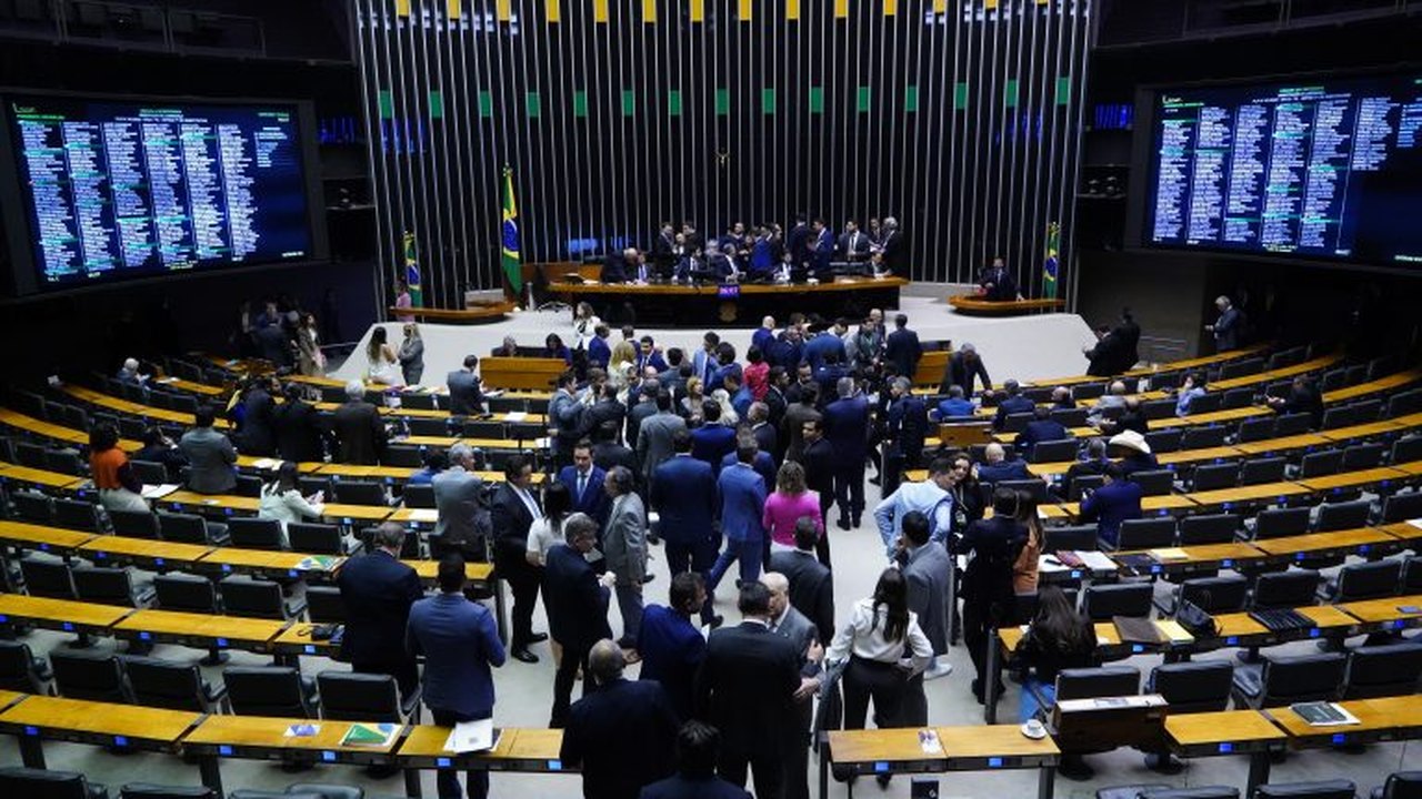 Vai ao Plenário acordo de cooperação consular no Mercosul e países associados