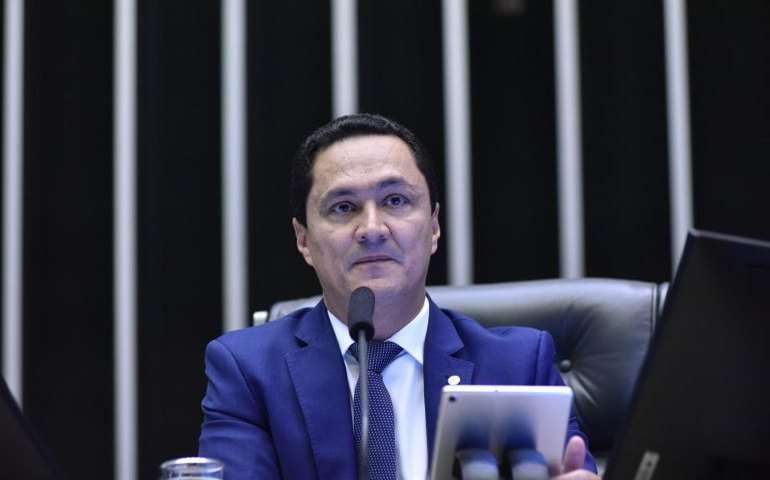 Comissão aprova projeto que exige instalação de hidrômetro individualizado em prédios novos