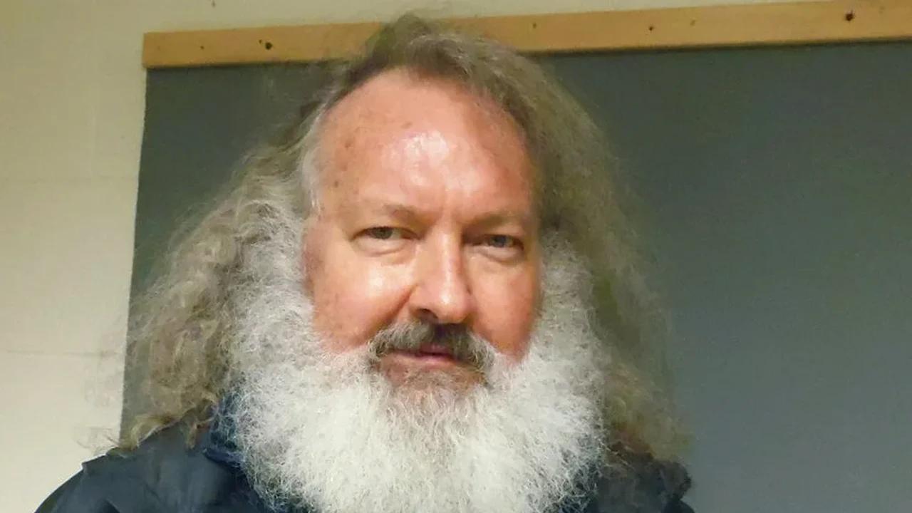 Randy Quaid critica Tom Cruise por escalação em Dias de Trovão 2