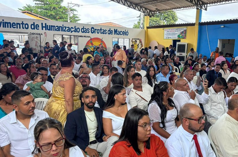 Justiça Itinerante realiza casamentos coletivos para 67 casais em Maceió