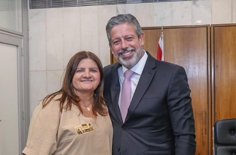 Com R$ 4,7 milhões destinados por Arthur Lira, obras ganham ritmo acelerado em Delmiro e fortalecem parceria com Ziane Costa