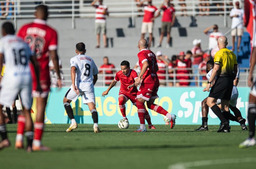 ASA domina, e bate CRB por 3 a 0, no Estádio Rei Pelé