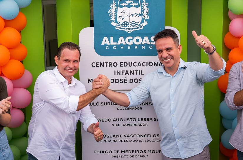 Em Capela, governador entrega creche, autoriza pavimentação e anuncia investimentos em saneamento