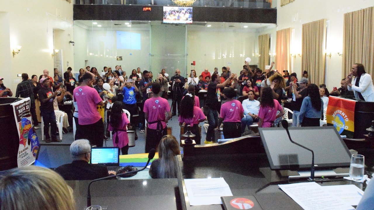 Assembleia debate políticas públicas para população em situação de rua em Alagoas