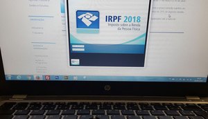 Imposto de Renda 2018 / Foto: Marcelo Casal / Agência Brasil