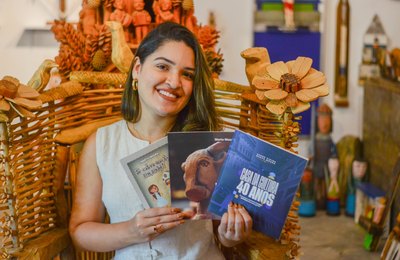 Marta Moura celebra Alagoas e comemora o lançamento do seu terceiro livro