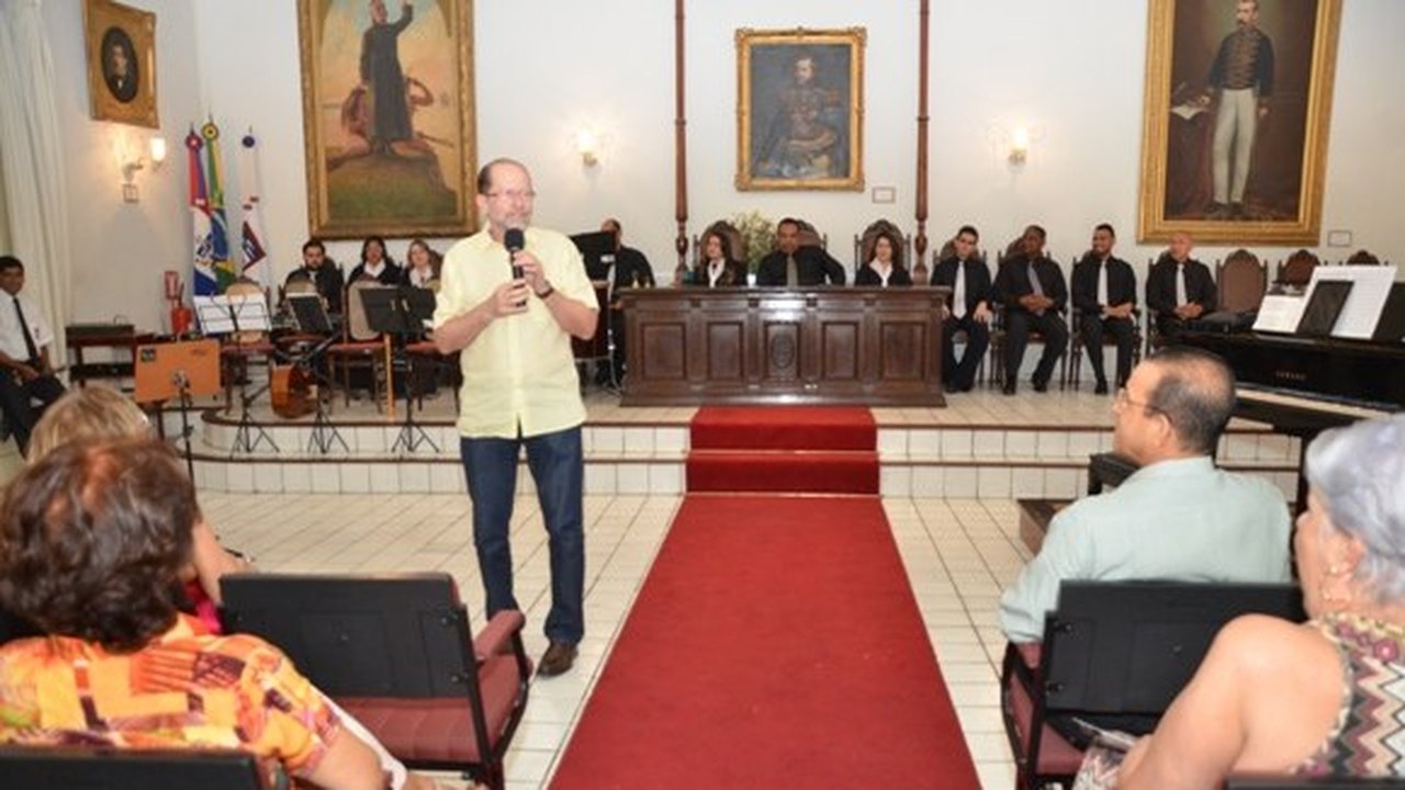 Camerata Pró-Música encerra temporada do Concerto aos Domingos