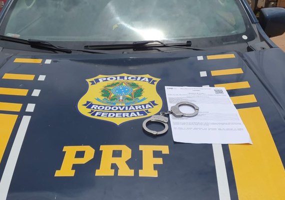 Foragido por tráfico de drogas é detido em Salgueiro