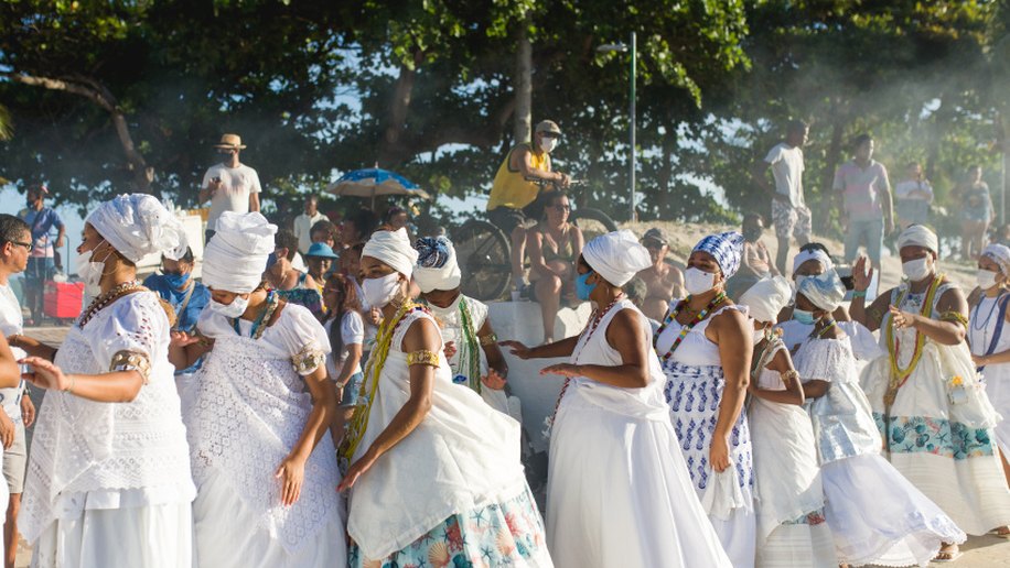 Festa das Águas: evento celebra o Dia de Iemanjá na Praia de Pajuçara