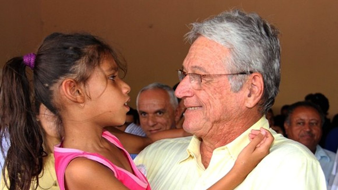 Arapiraca: Governador garante R$ 150 mil para tratamento de portadores de deficiência