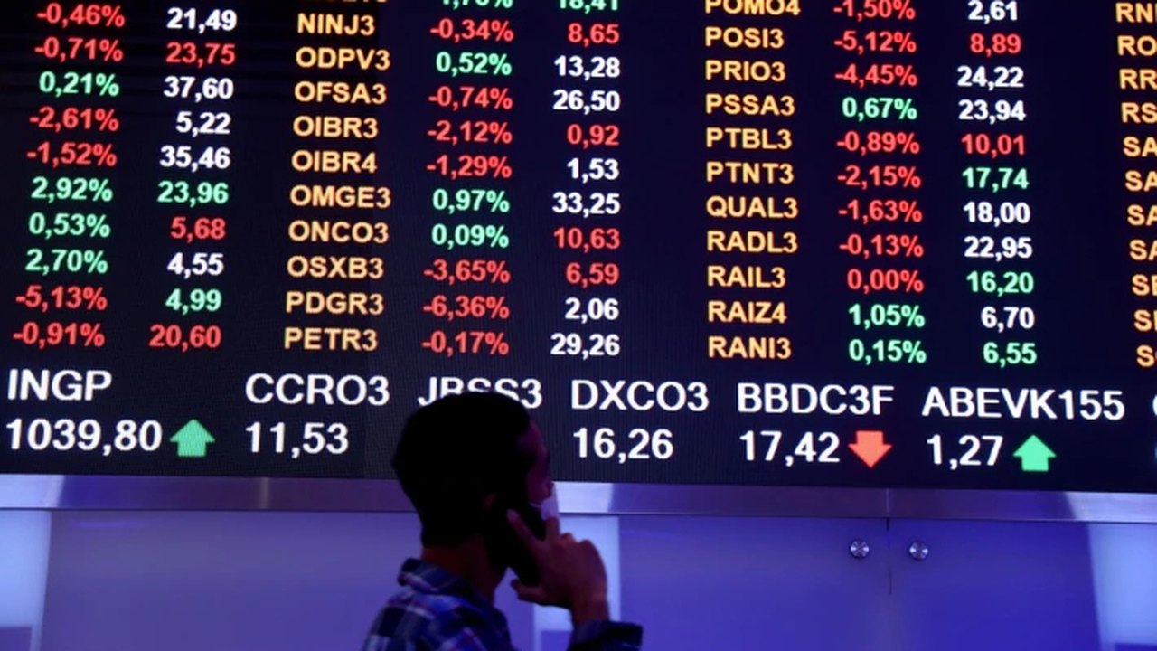 Com Jefferson, Ibovespa descola do exterior e despenca 3,27%, aos 116 mil pontos