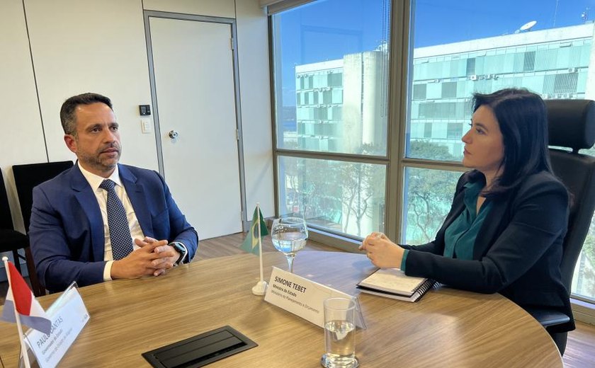 Paulo Dantas assegura piso de enfermagem com ministra Simone Tebet