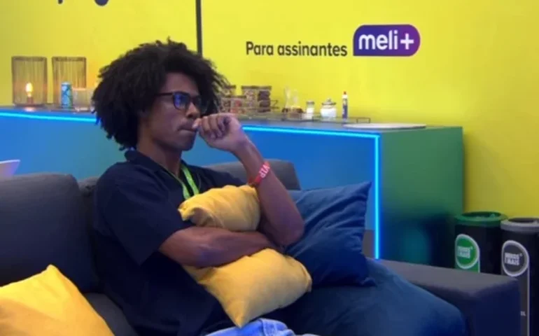 BBB 26: Retorno de Breno muda clima da casa e madrugada tem desânimo, choro e novas estratégias
