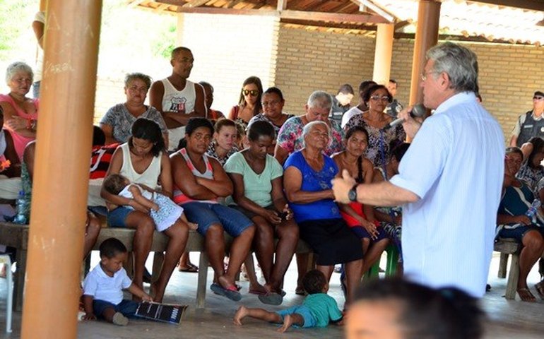 Governo entrega casas à Comunidade Quilombola do Muquém
