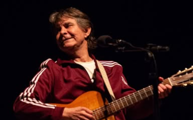 Lô Borges é internado em Belo Horizonte por intoxicação medicamentosa