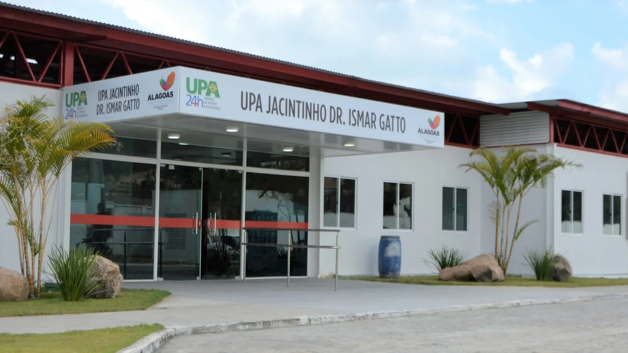 Justiça dá 60 dias para Estado regularizar condições de trabalho na UPA do Jacintinho