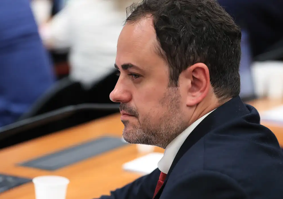 CCJ analisa recurso contra cassação de Glauber Braga; relator nega pedido da defesa