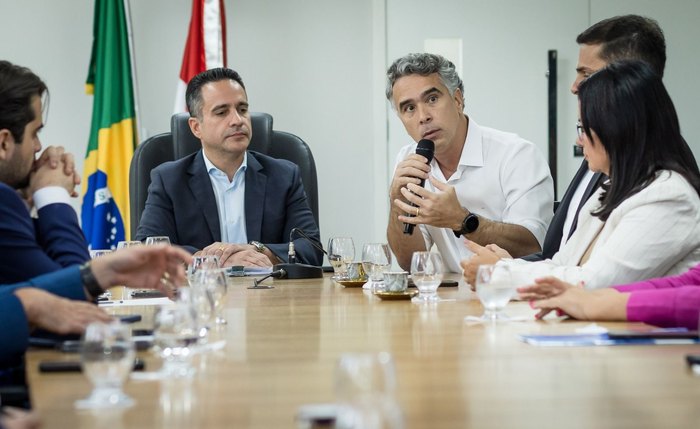 Projeto de Lei que cria o Programa Corações da Paz foi encaminhado para Assembleia Legislativa e terá um investimento de R$ 100 milhões Projeto de Lei que cria o Programa Corações da Paz foi encaminhado para Assembleia Legislativa e terá um investimento de R$ 100 milhões