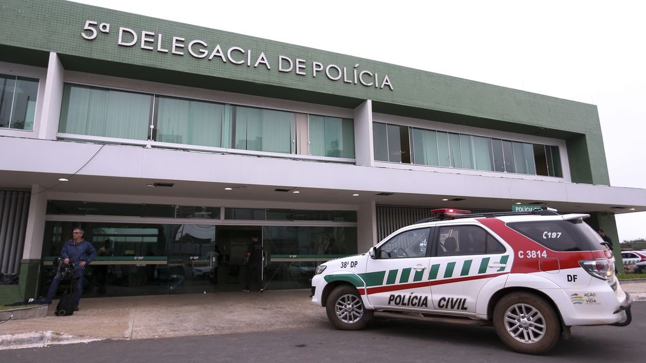 Polícia Civil do DF não indicia Bolsonaro no caso de arma apreendida
